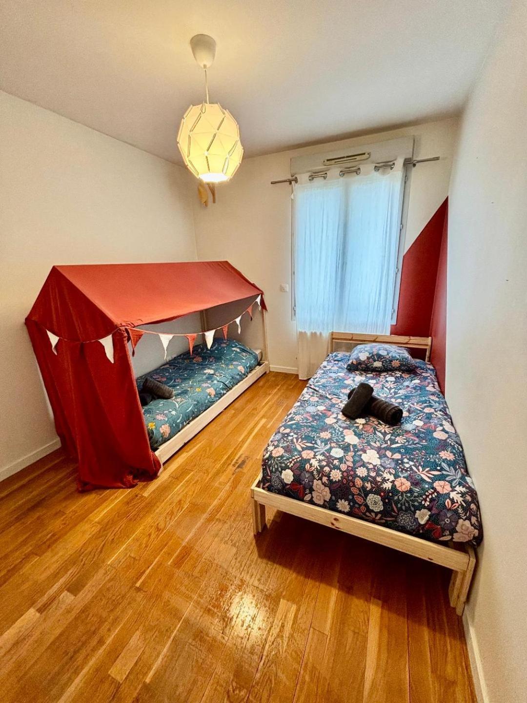 Top !!! 3 Chambres, Climatisation, Terrasse Вильорбан Екстериор снимка